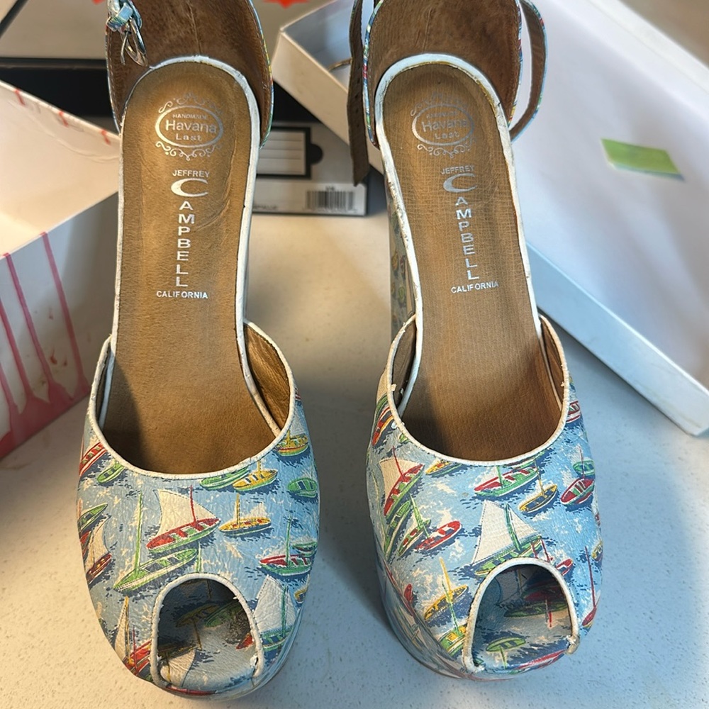 Jeffrey Campbell 4-evz sail boats
